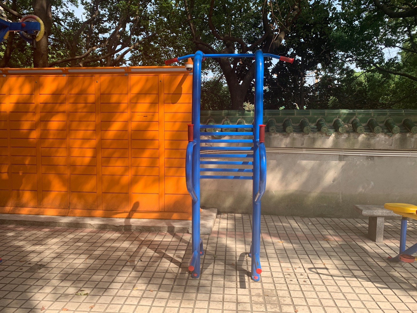 多功能訓(xùn)練器