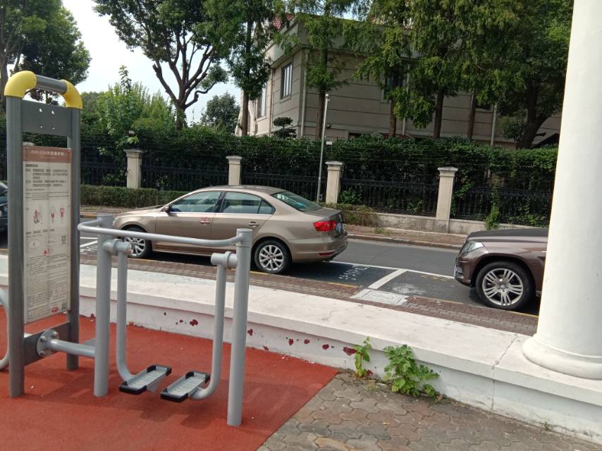 太空漫步機(jī)