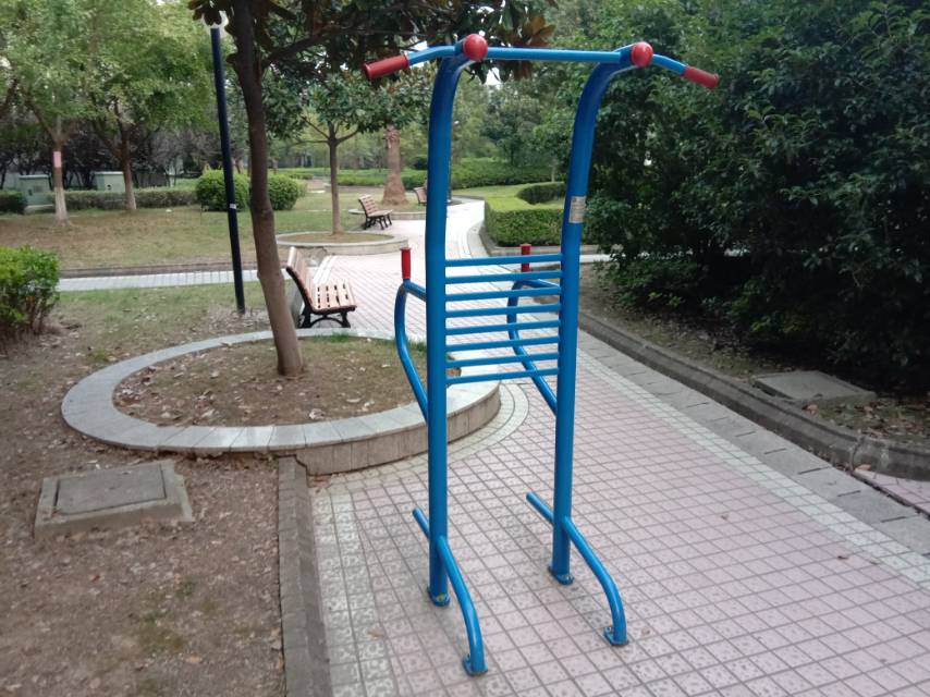 多功能訓(xùn)練器