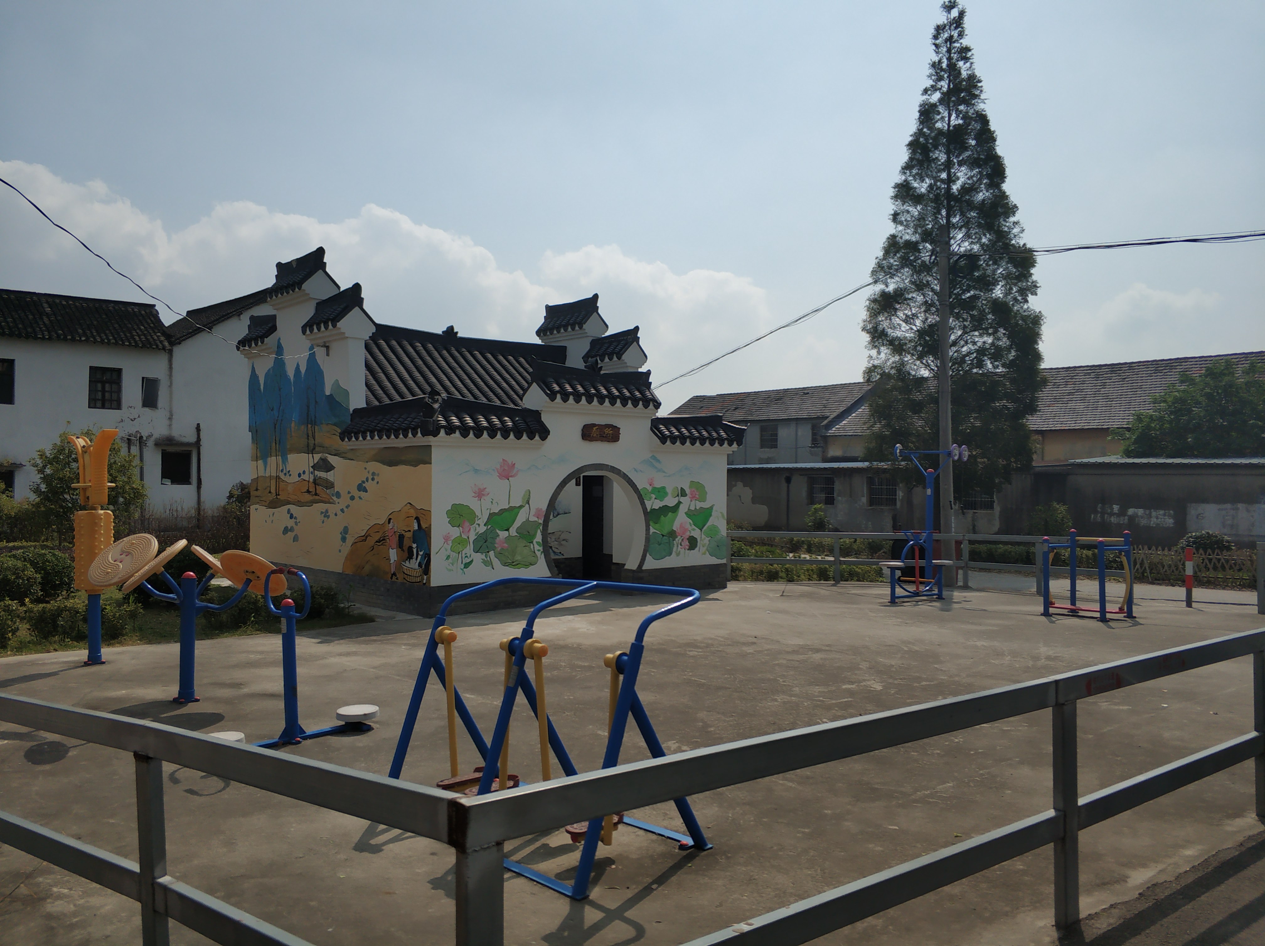 東勤村磚橋隊(duì)健身點(diǎn)