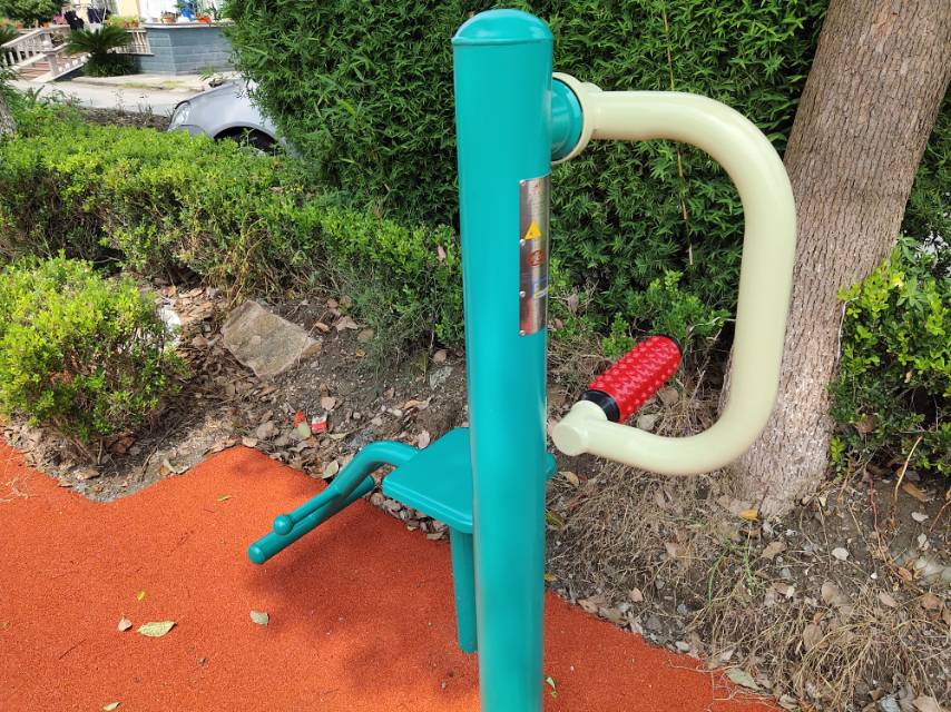 背肌訓(xùn)練按摩器