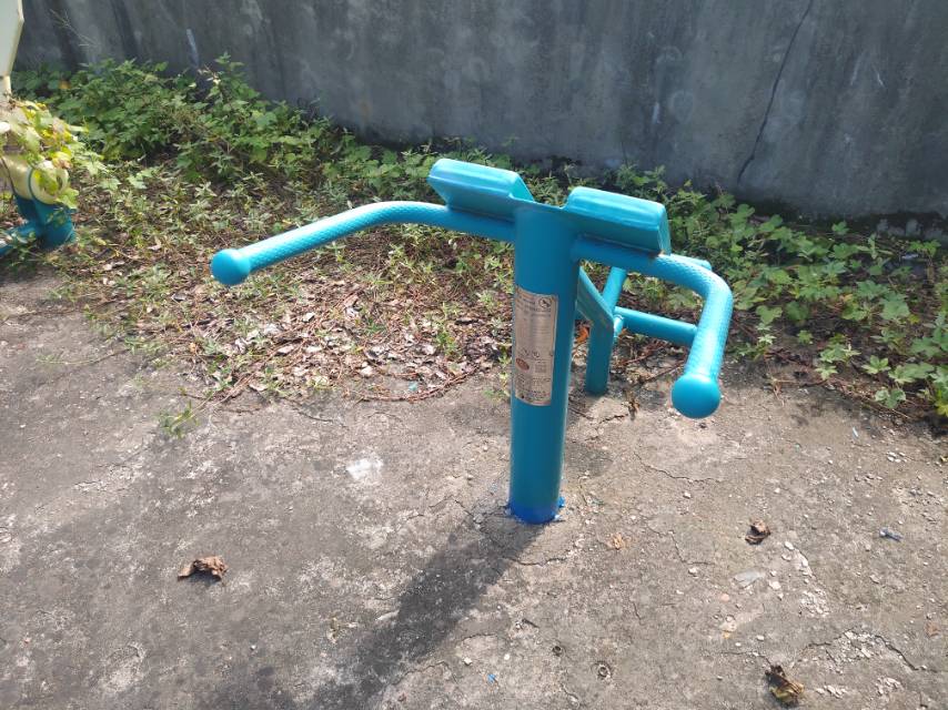 背肌訓(xùn)練器