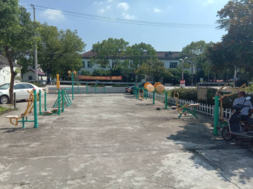 田山莊村（村西）健身點