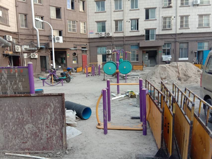 浦港小區(qū)健身點(diǎn)