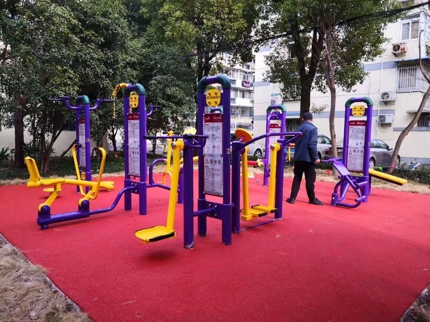 豐二社區(qū)健身苑點(diǎn)（4）