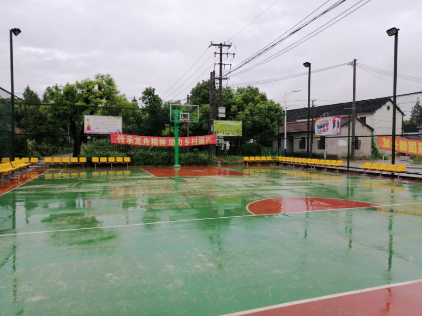 安莊村和平籃球場(chǎng)