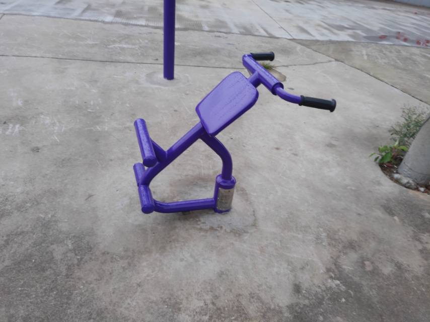 背肌訓(xùn)練器