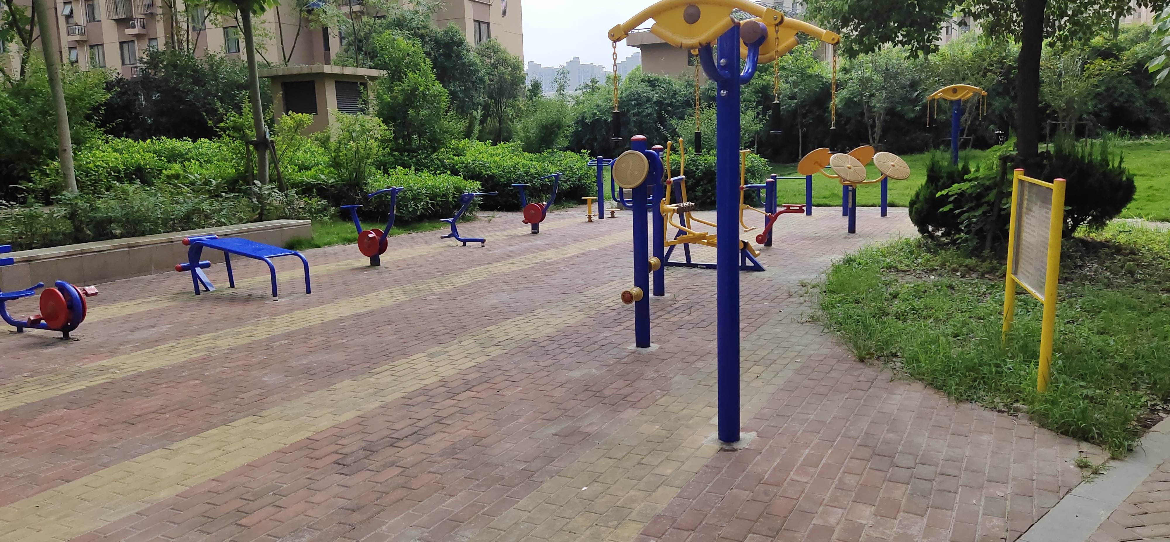 寶欣苑居委（二村）