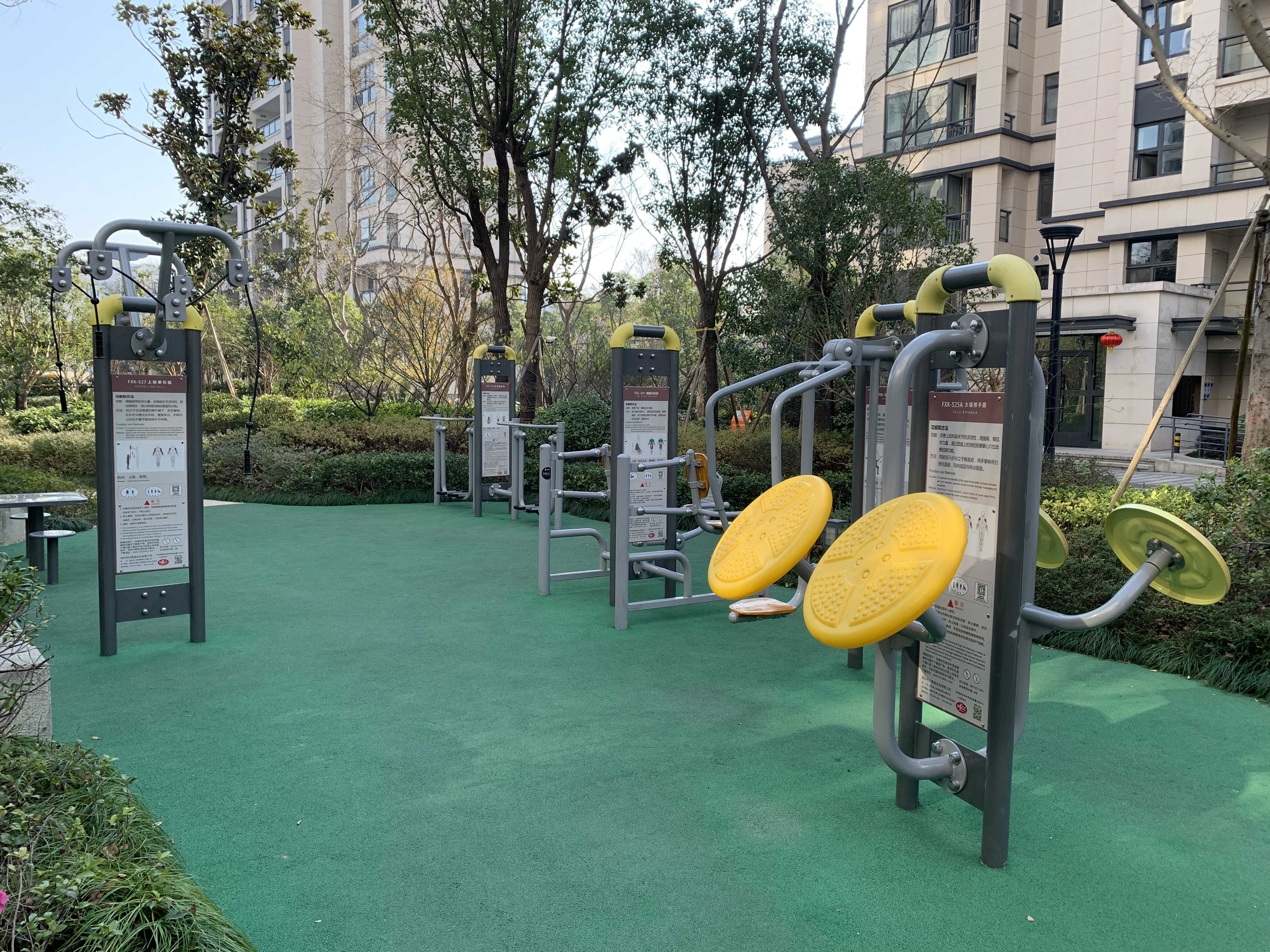 淀山浦社區(qū)大發(fā)融悅益智健身點