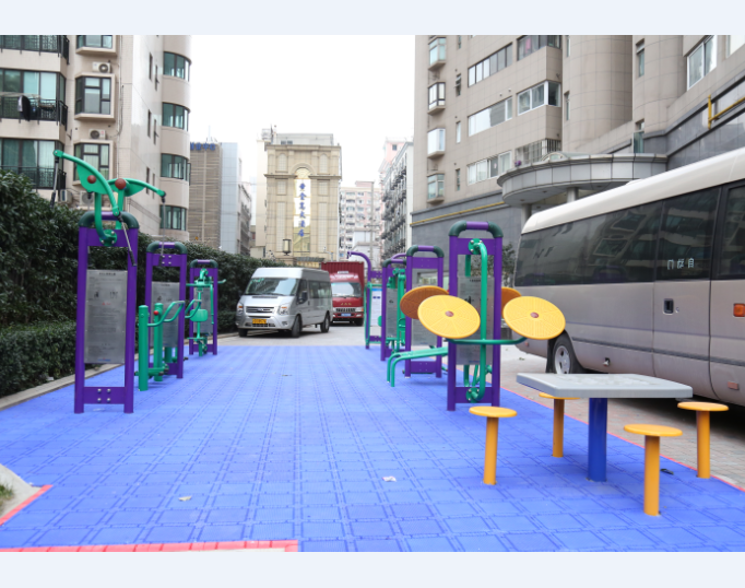 鐵一居委益智健身點(diǎn)