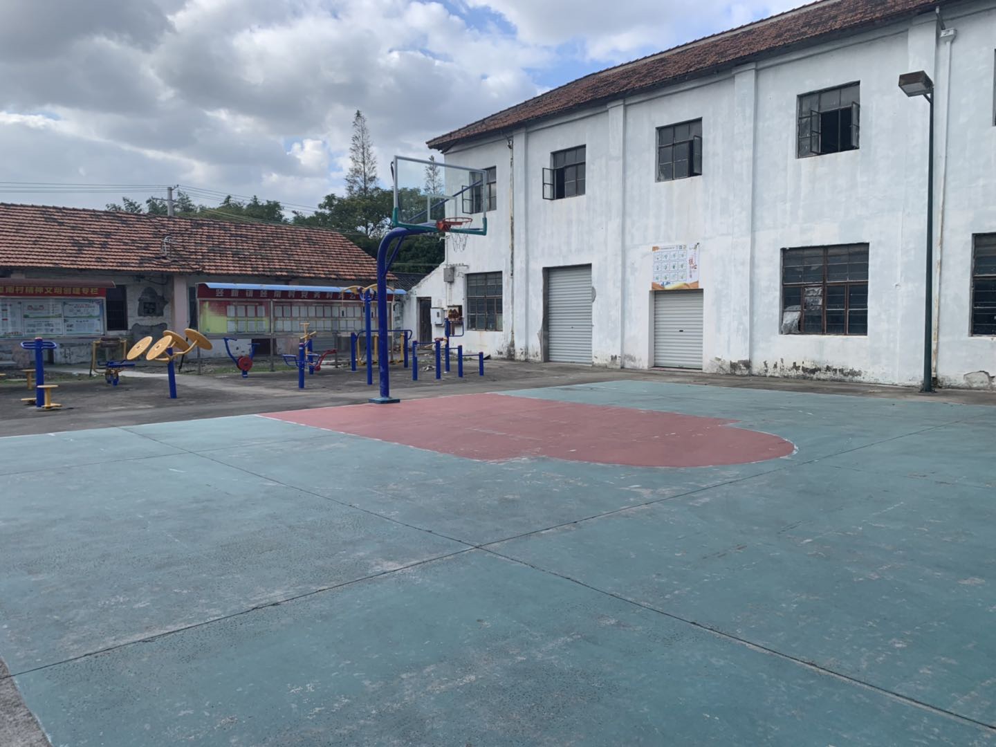 豎南村農(nóng)民健身工程