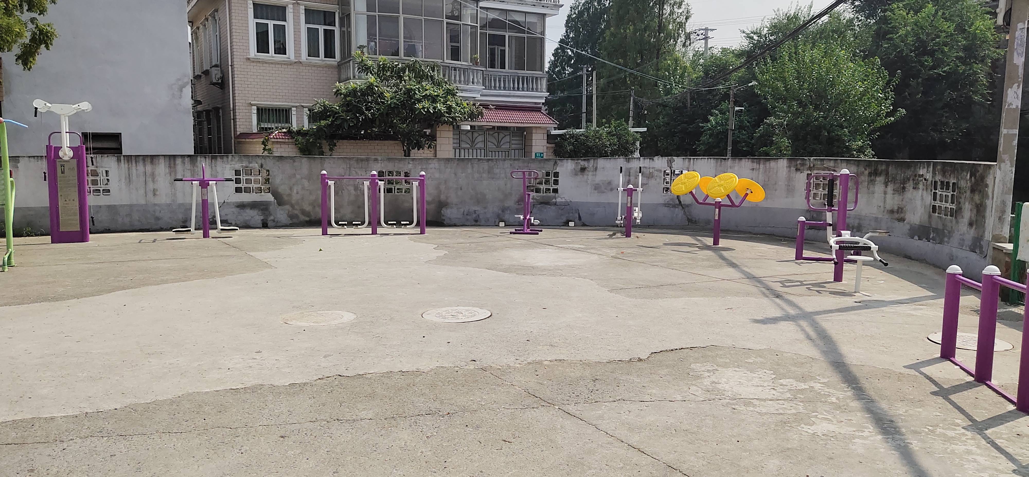 紀東村李家健身點