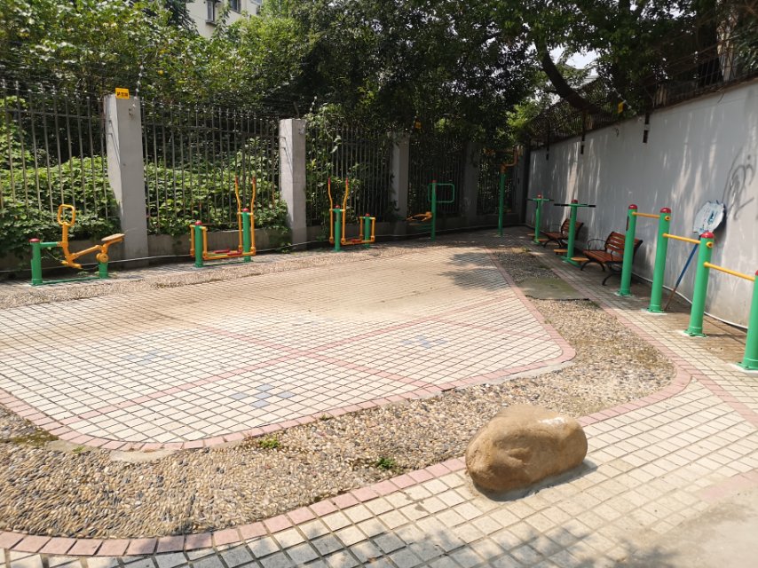 茸星大江苑健身點(diǎn)