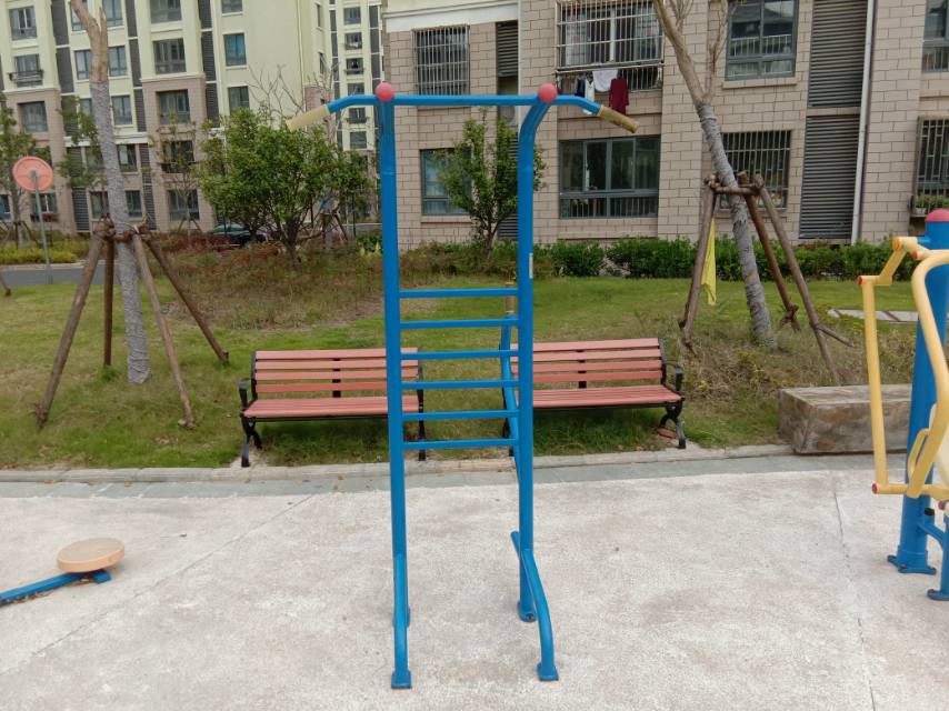 多功能訓(xùn)練器