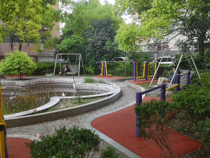 碧云路小區(qū)健身點