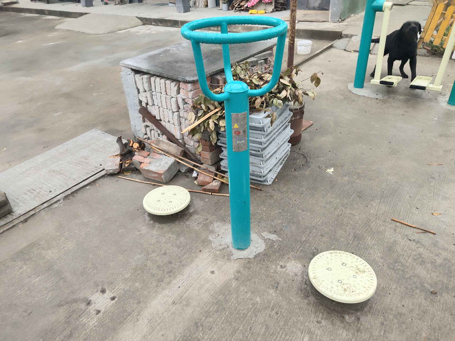 三人轉(zhuǎn)腰器