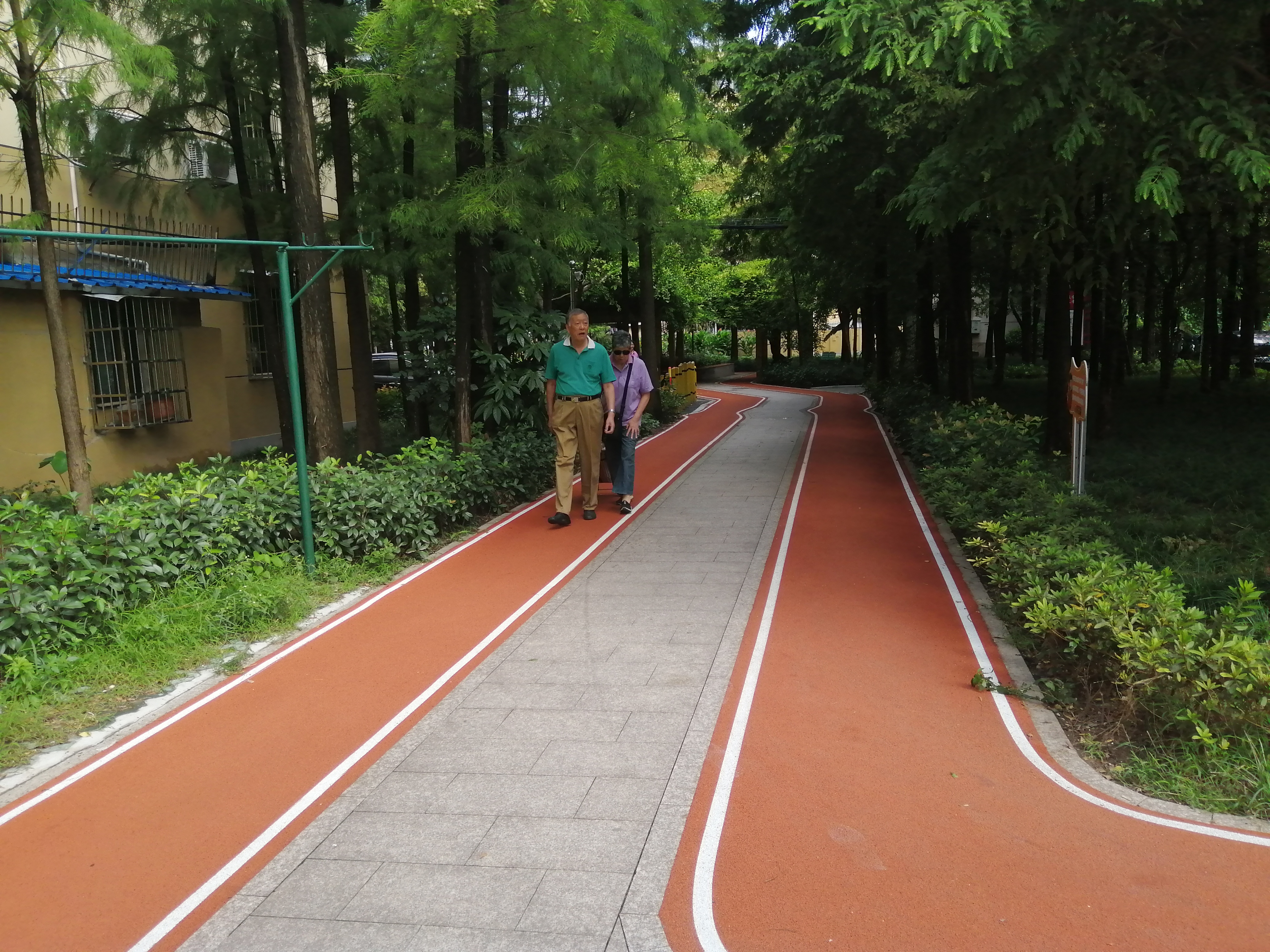 開(kāi)魯四村居委健身步道