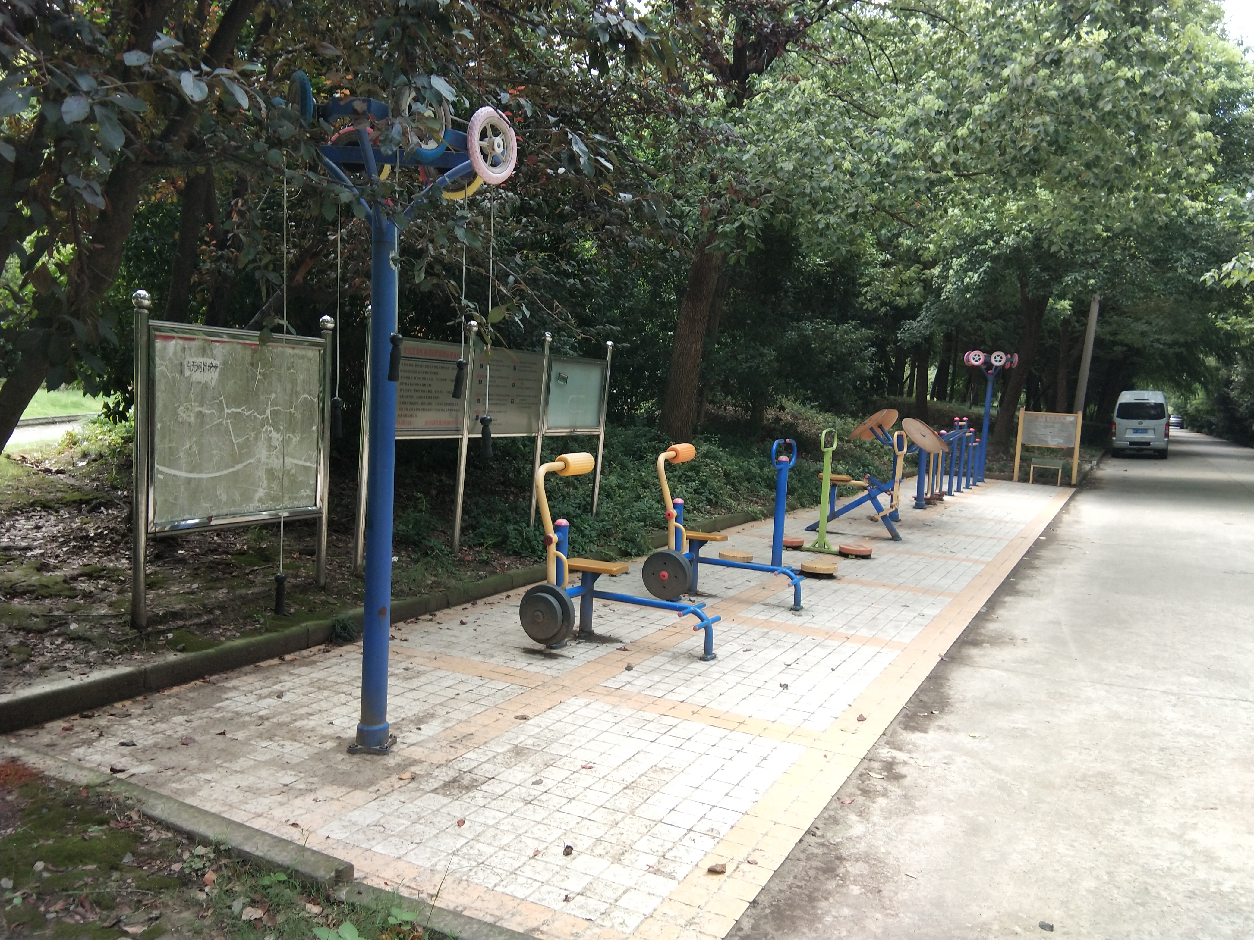 莘東綠地健身點(diǎn)