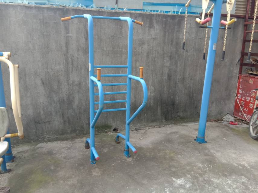 多功能訓(xùn)練器