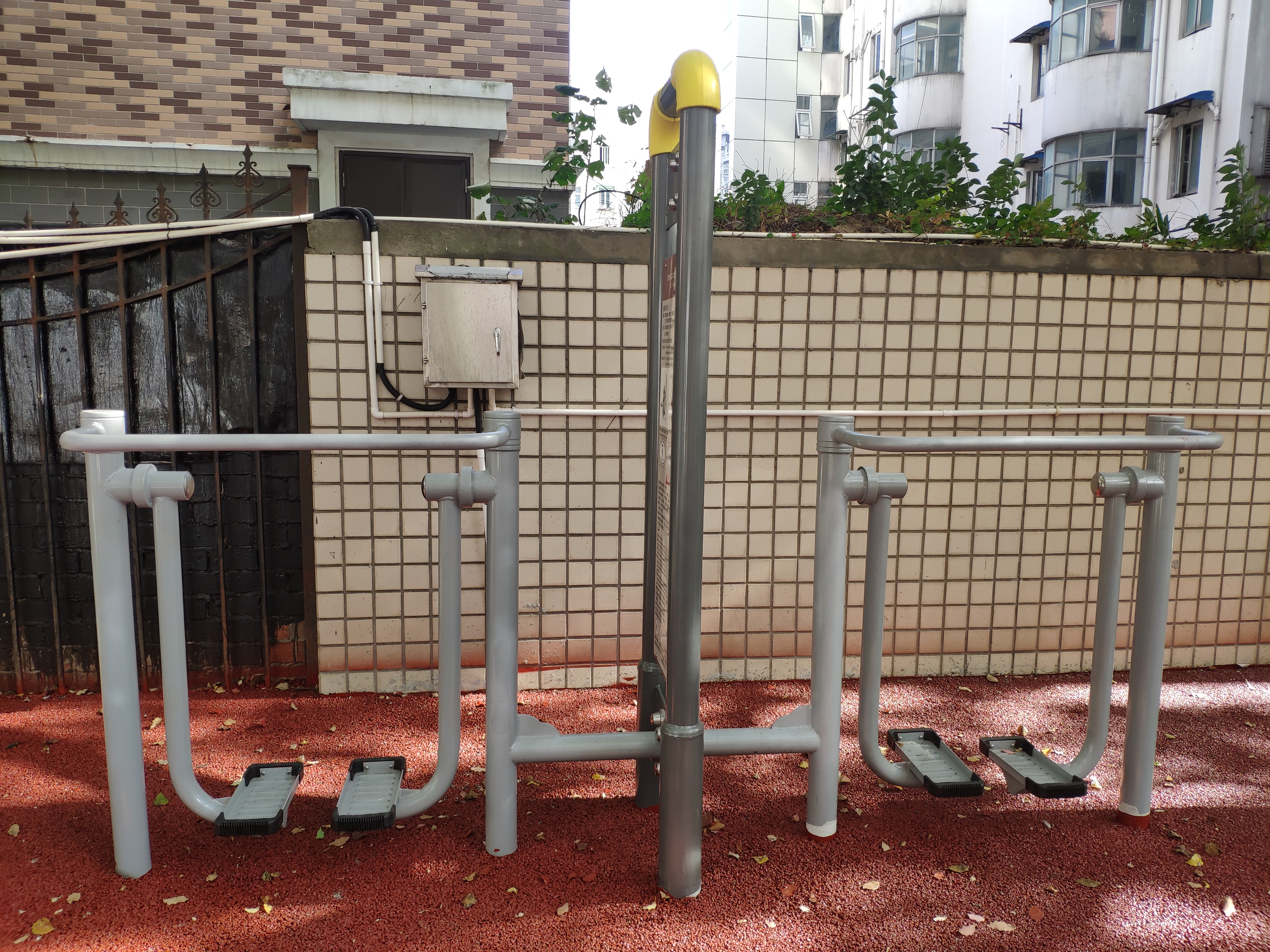 雙位太空漫步機