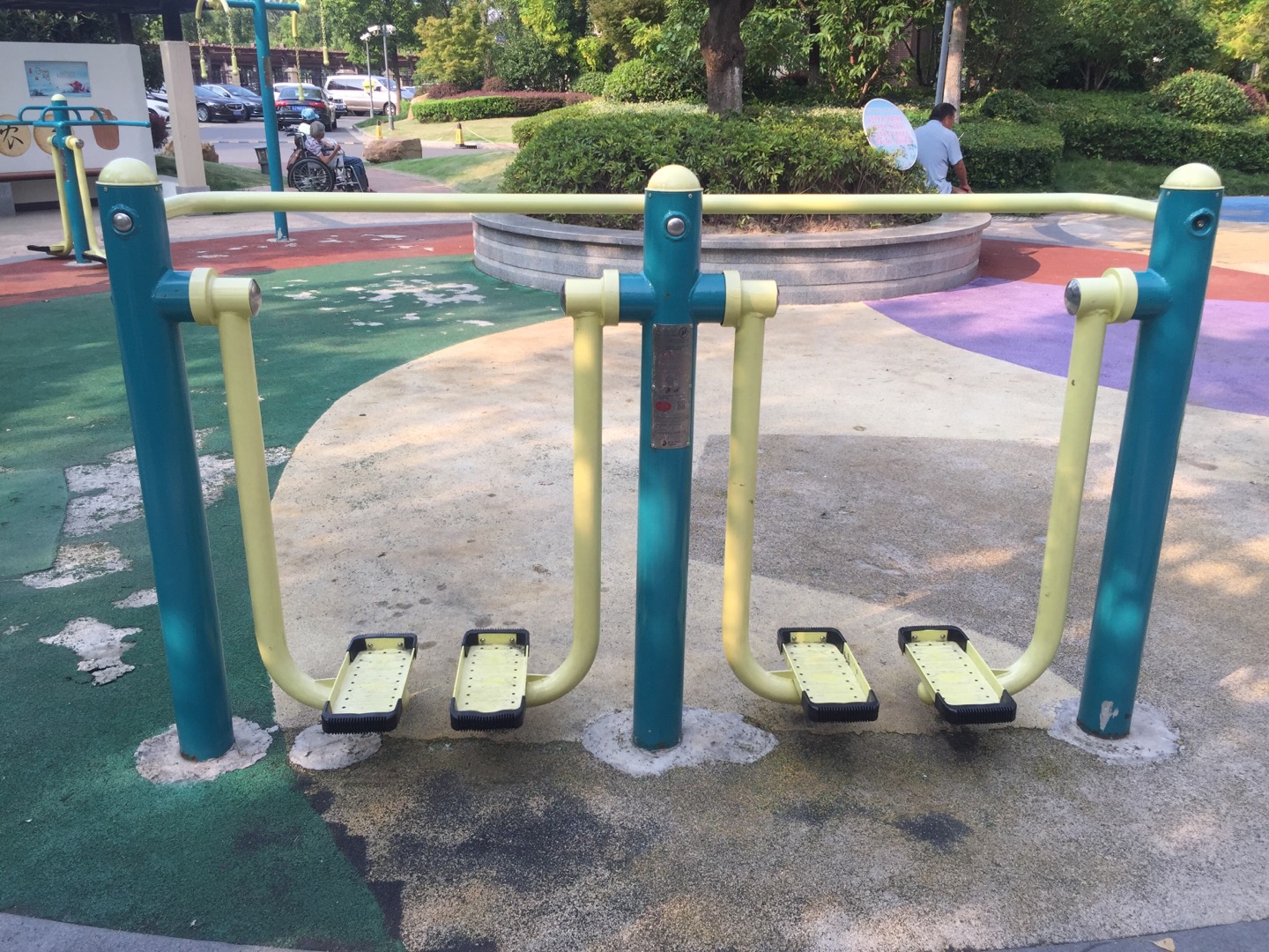 雙位太空漫步機(jī)