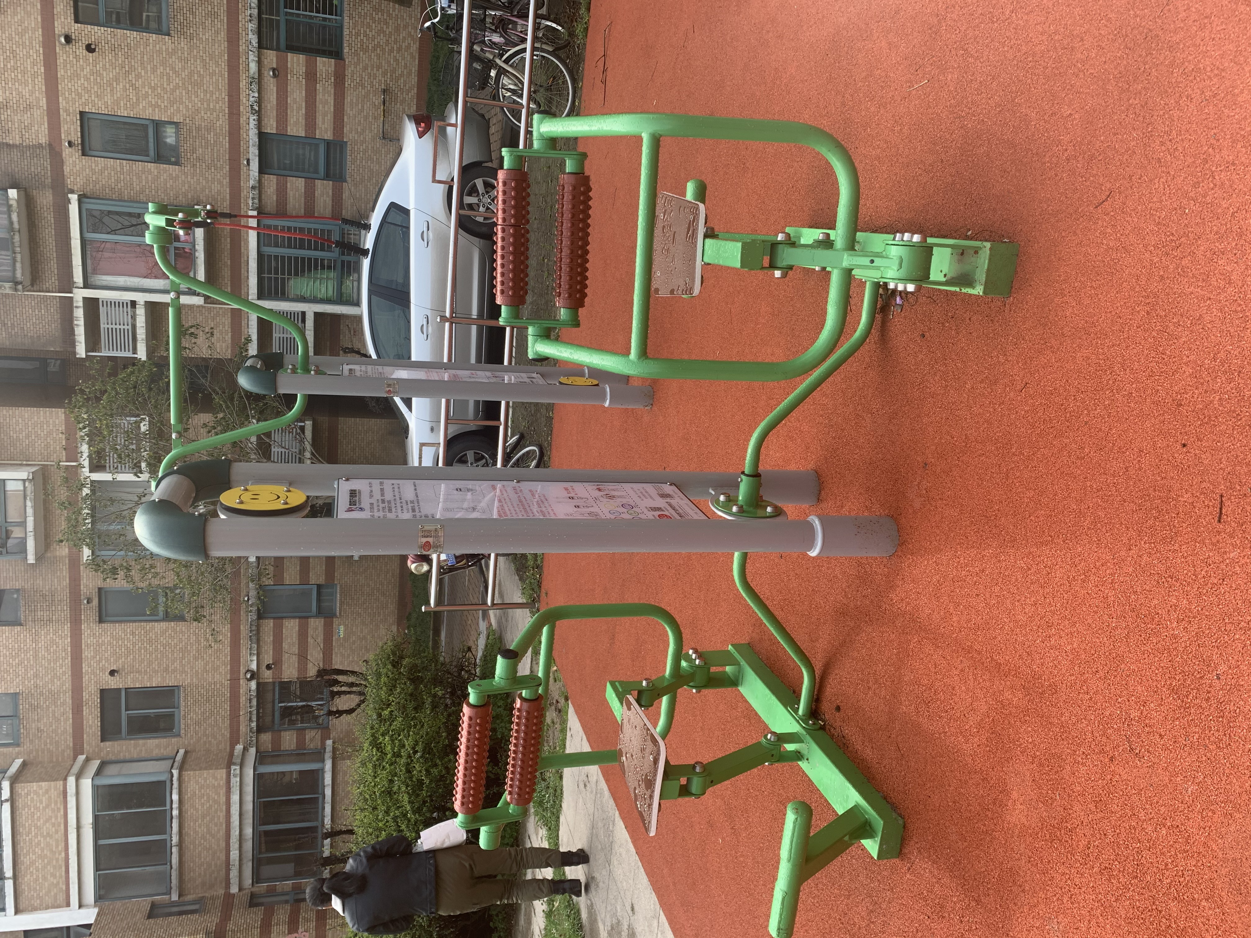 雙位背部訓(xùn)練器