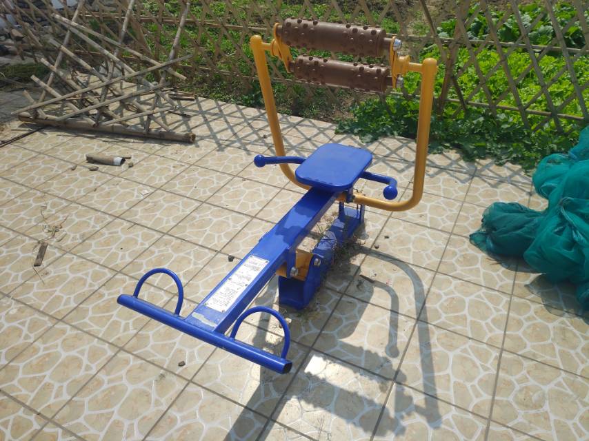 腹背屈伸/劃船訓(xùn)練器