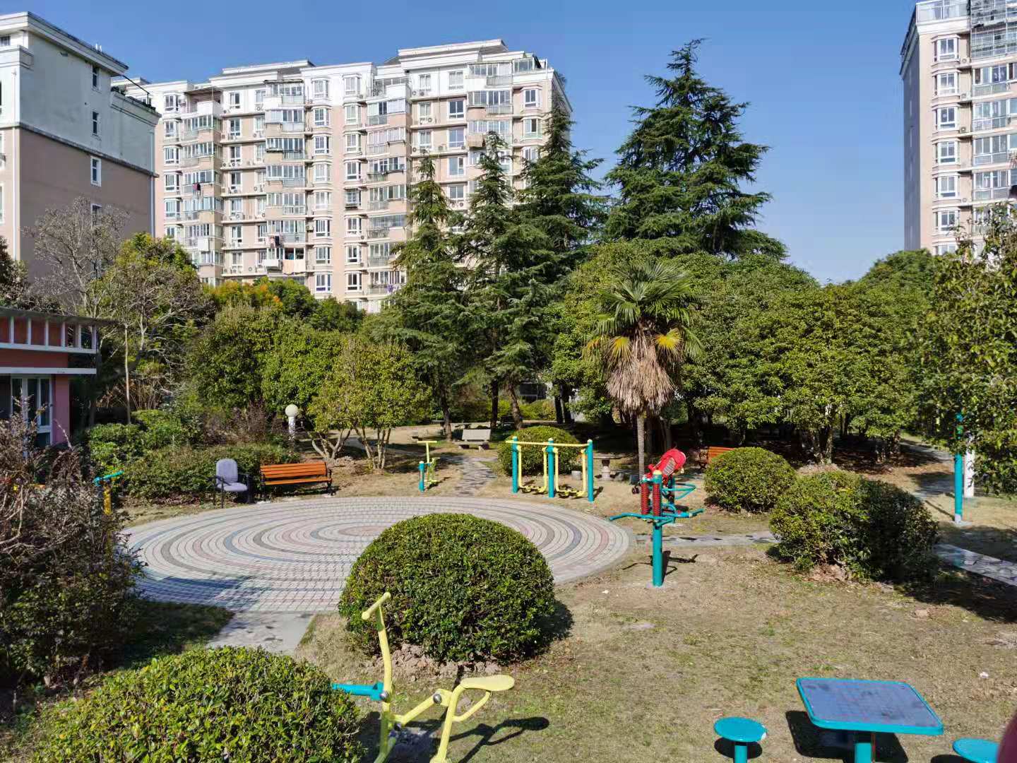 佳運(yùn)公寓健身點(diǎn)