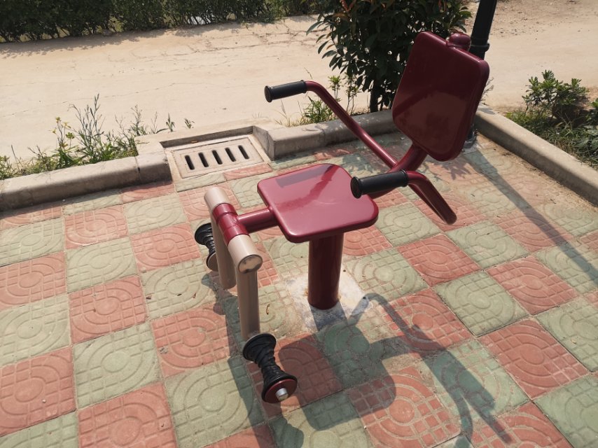 膝關(guān)節(jié)康復器