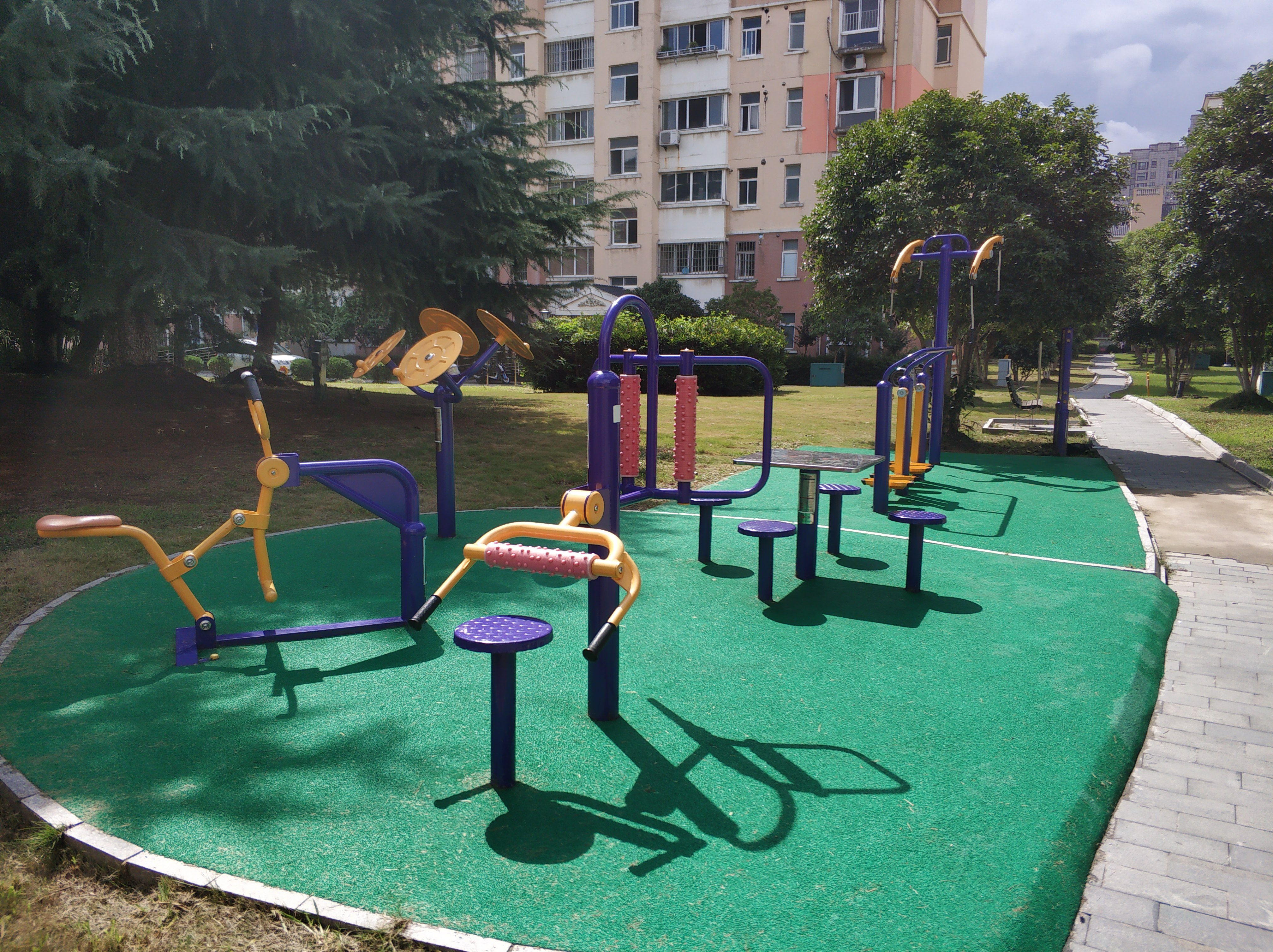 青湖社區(qū)健身點(diǎn)2