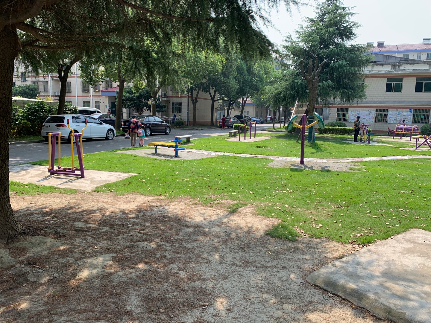 中山街道東藍(lán)天健身點(diǎn)