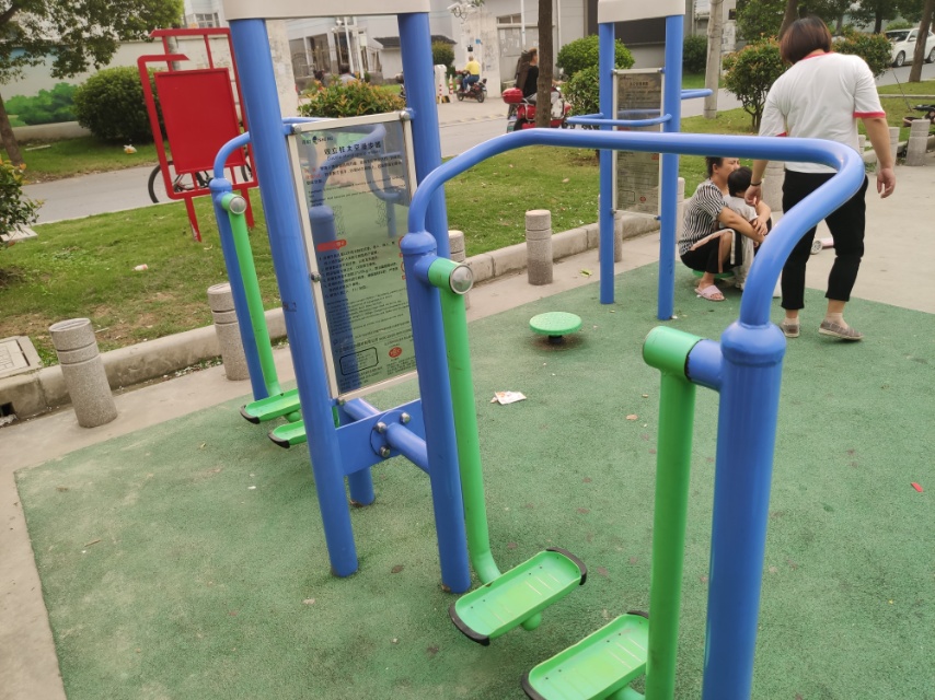 雙立柱太空漫步器