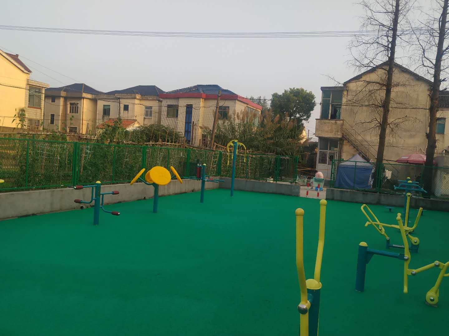 合慶鎮(zhèn)勤奮村7隊健身苑點