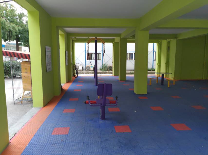 虎林居委健身點(diǎn)