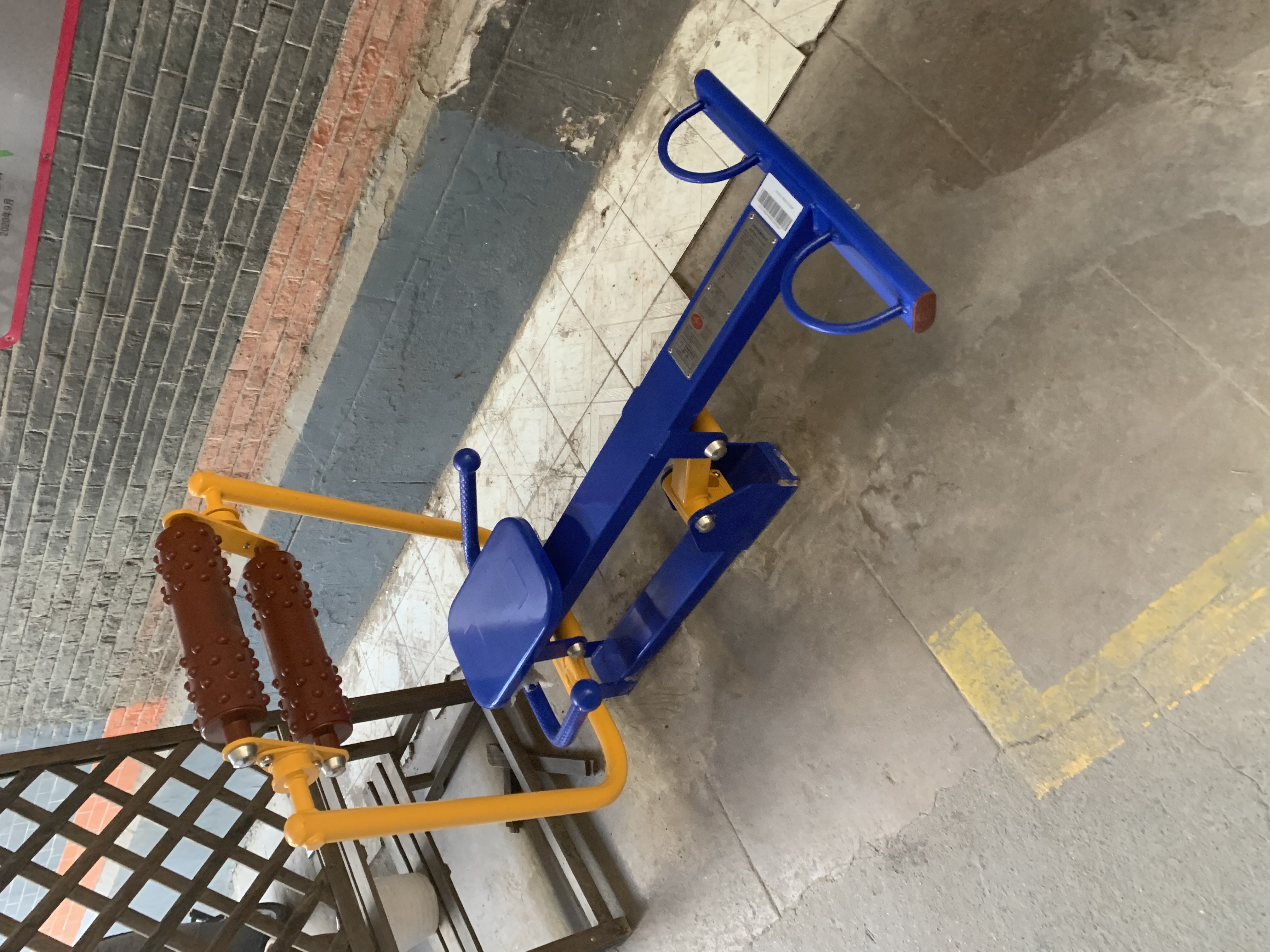 腹背屈伸訓(xùn)練器