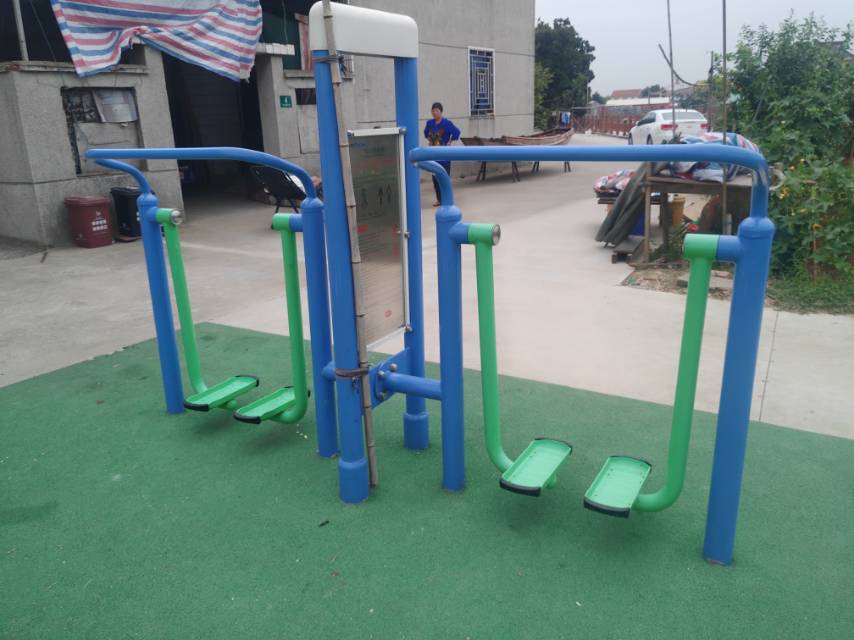 雙立柱太空漫步器