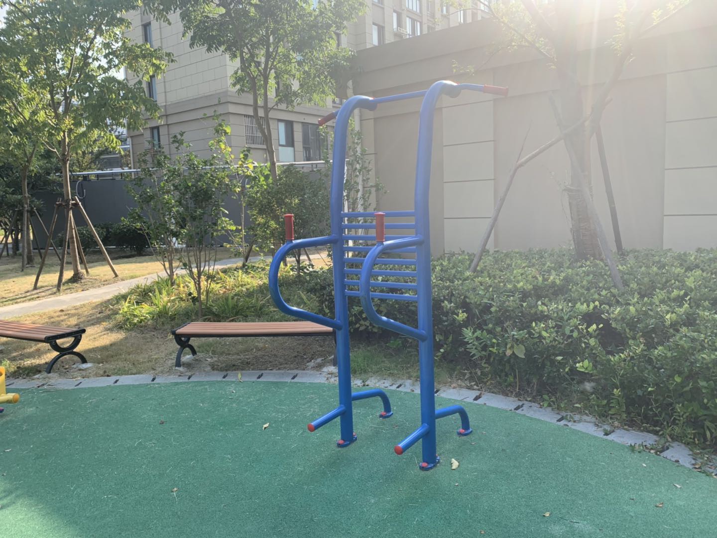 多功能訓(xùn)練器