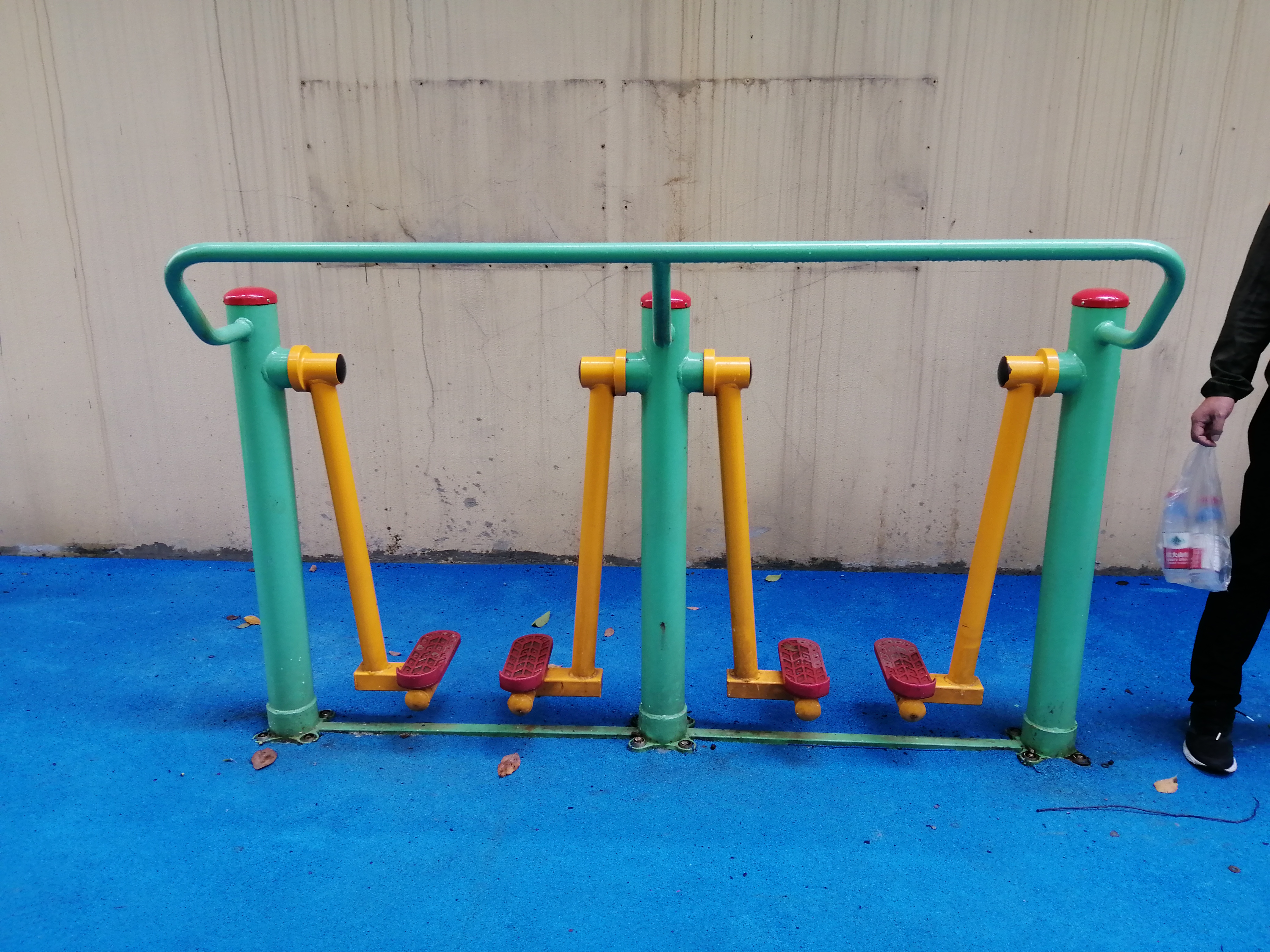 兩聯(lián)漫步機(jī)