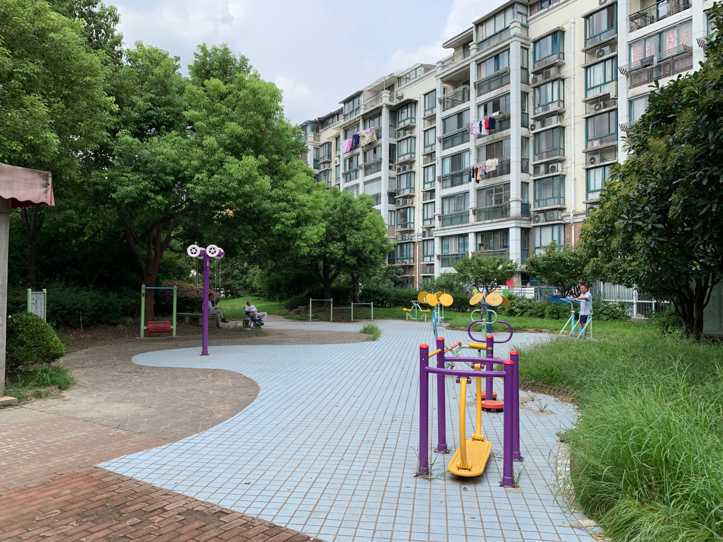 盛達(dá)居委健身點(diǎn)