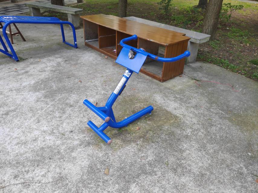 背肌訓(xùn)練器