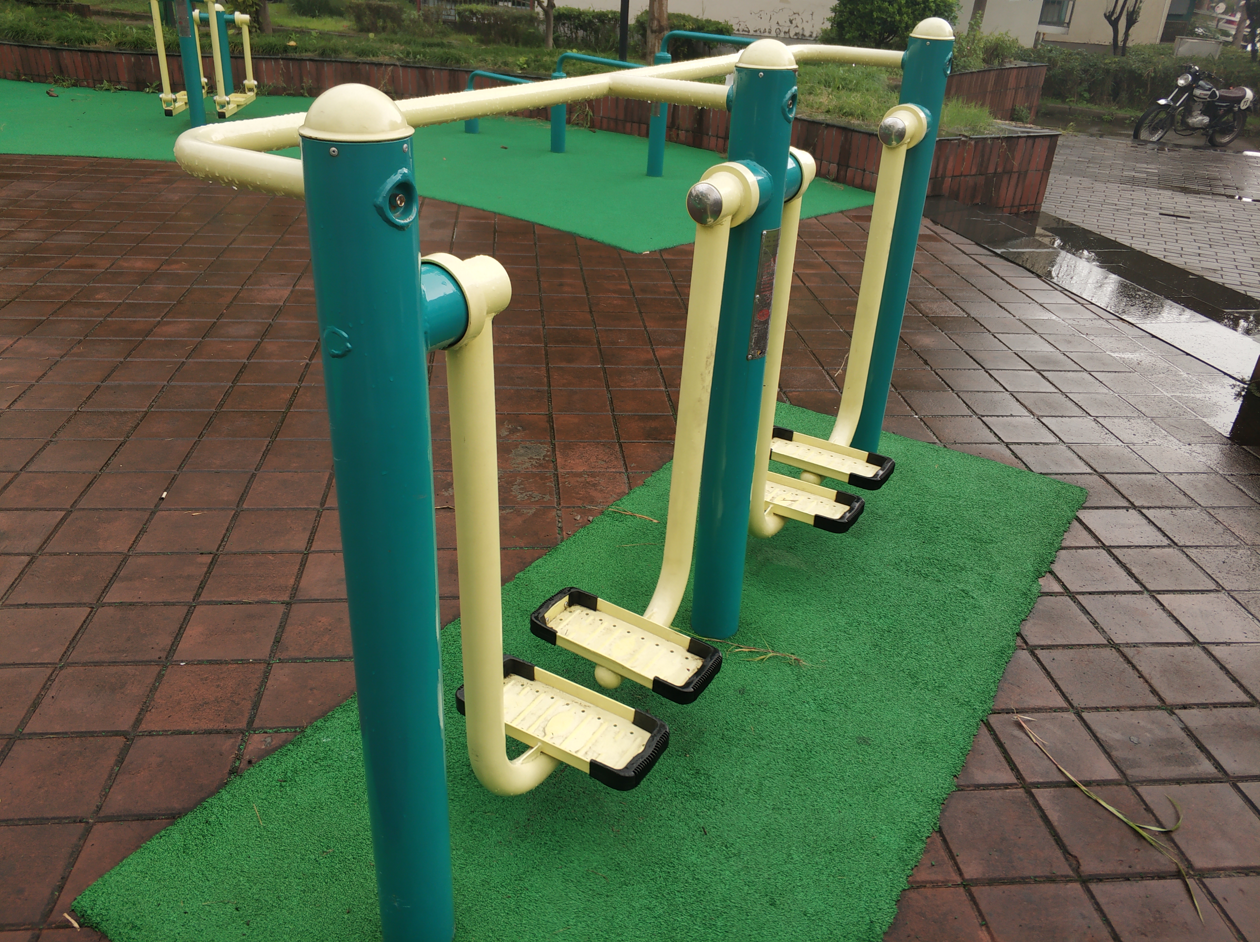 雙位太空漫步機(jī)