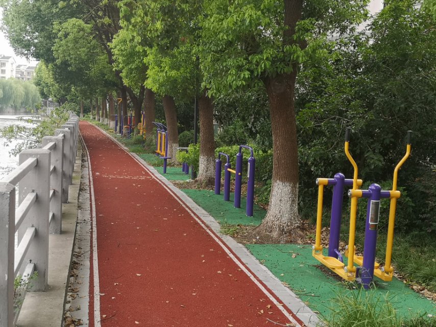 龍威社區(qū)云湖公寓健身點