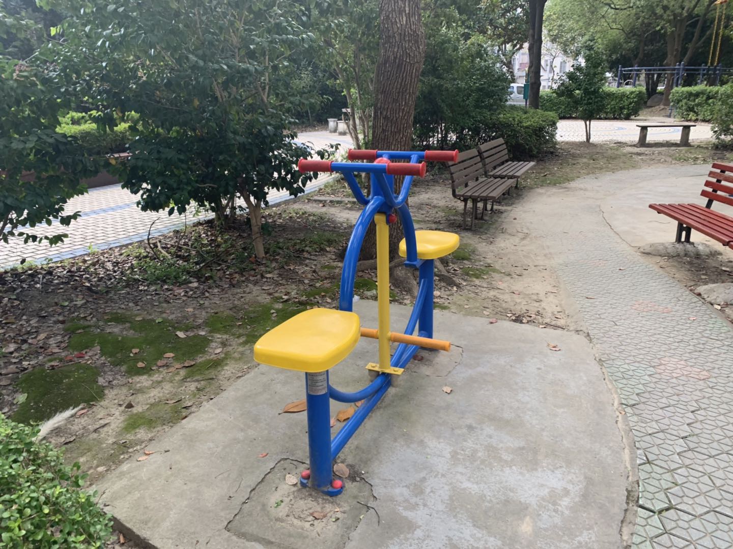 下肢康復(fù)器