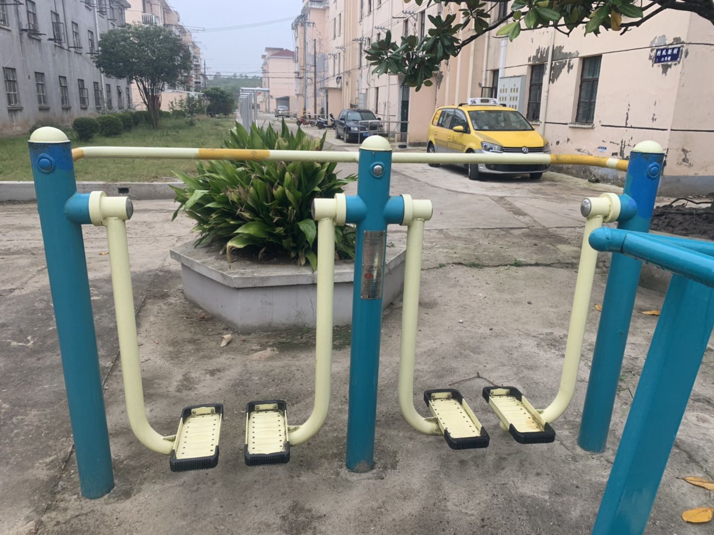 雙位太空漫步機