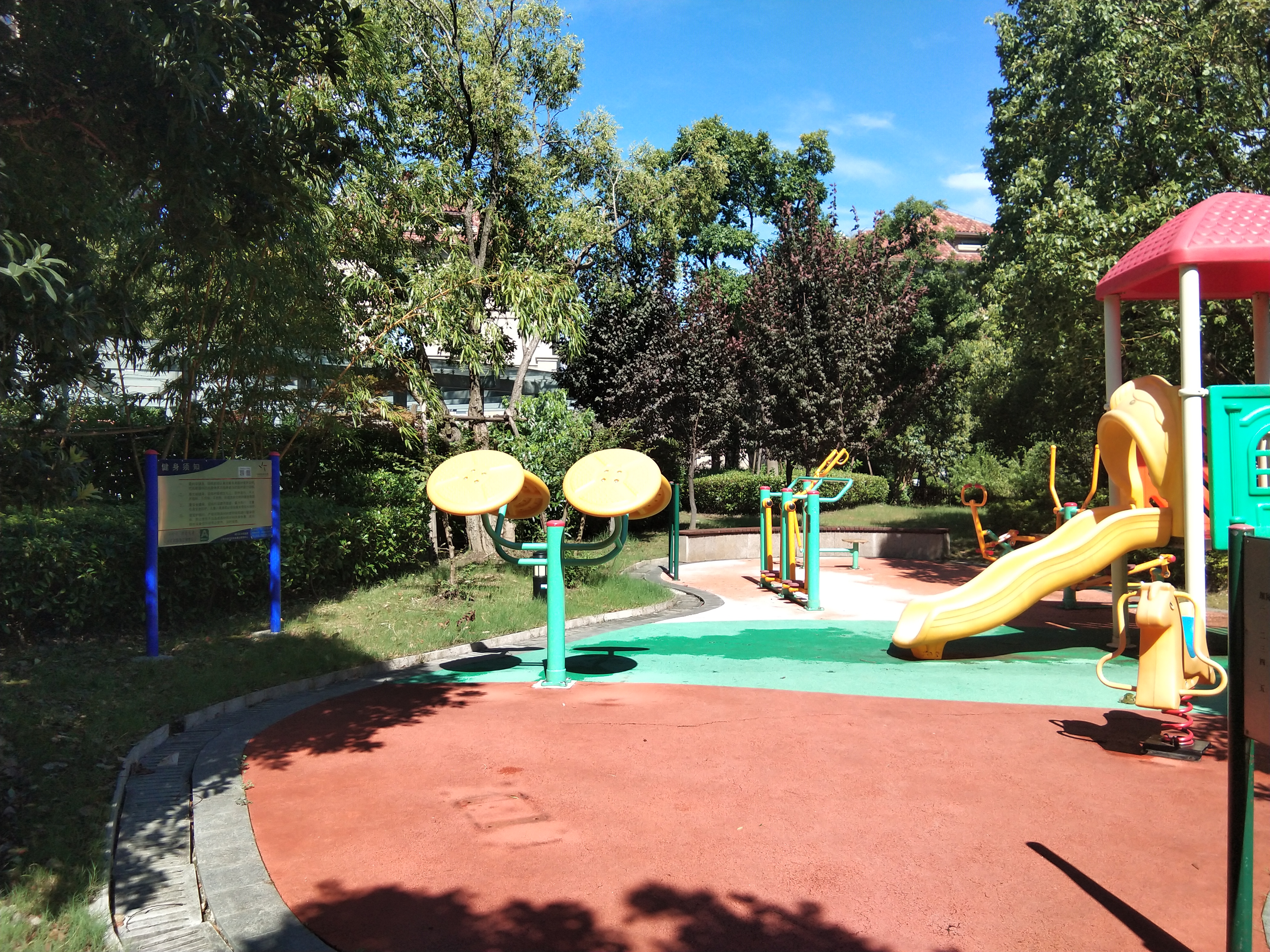 茉莉名邸居委A健身苑點