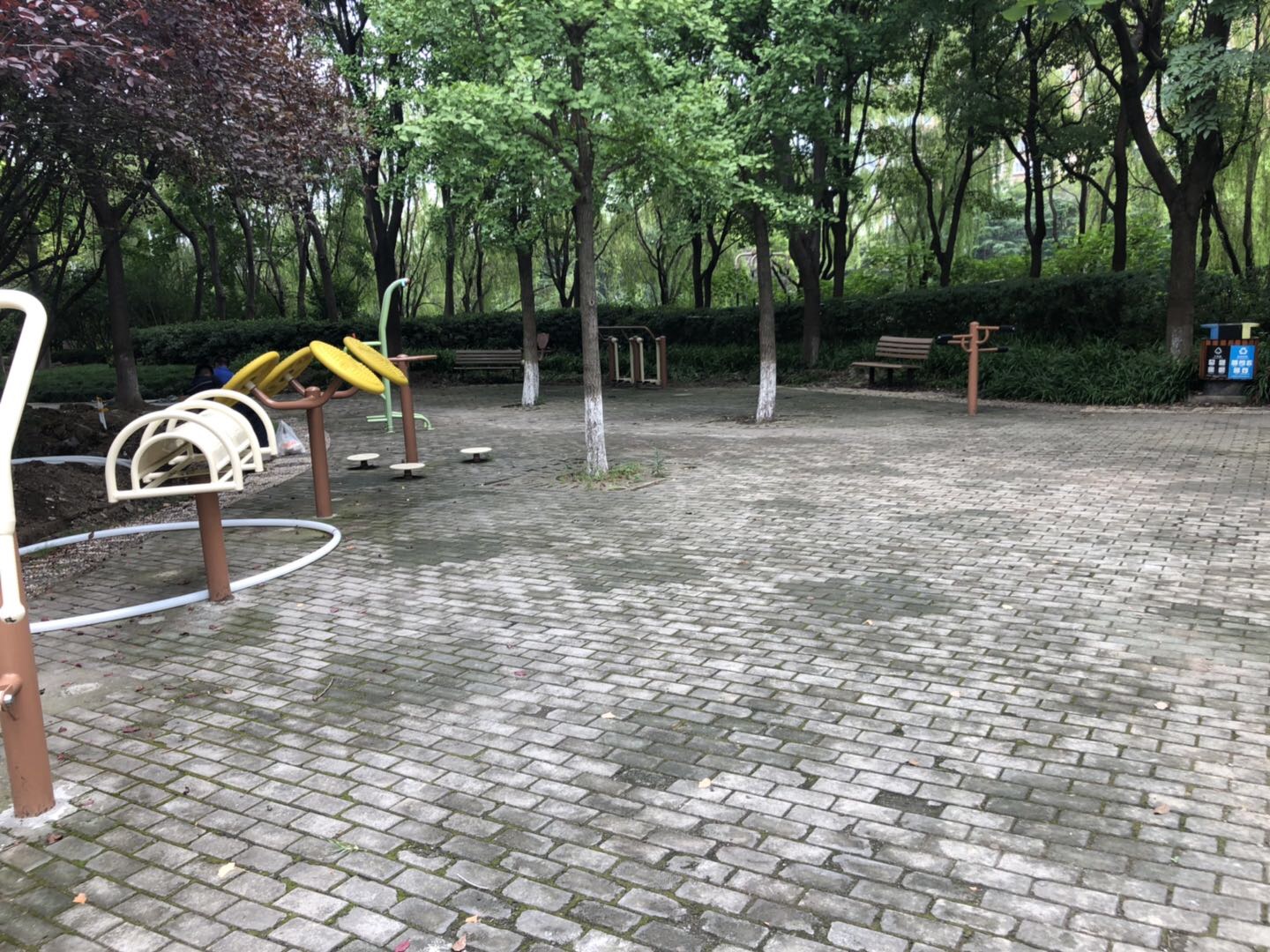 淀浦河公園健身點(diǎn)1