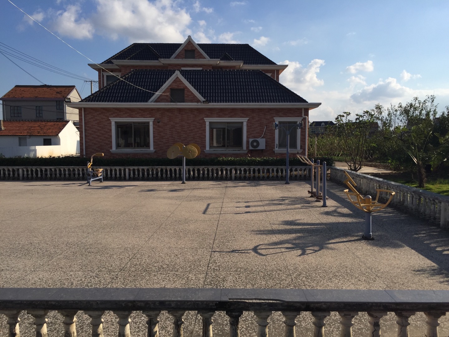 民建村六組健身點(diǎn)