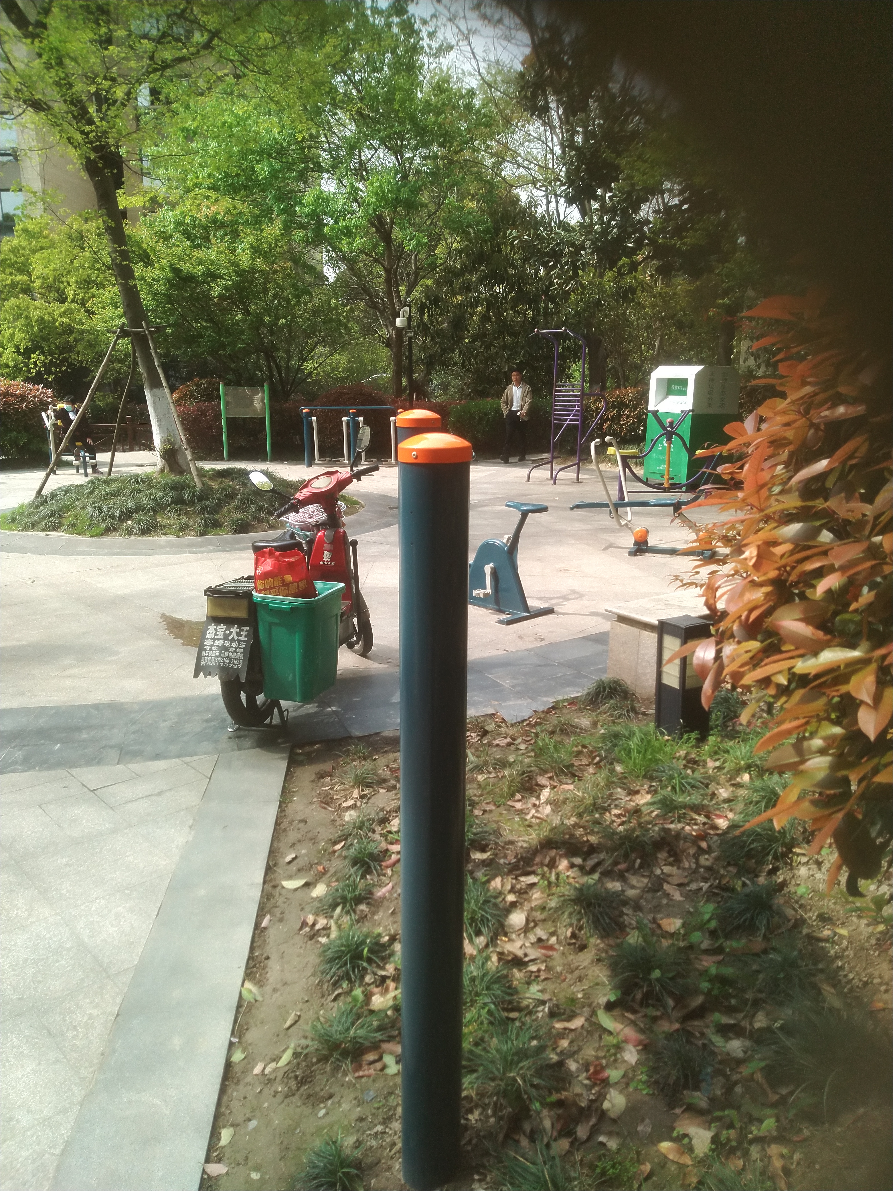 靜安區(qū)芷江西路街道蘇家巷居委健身點(diǎn)（芷江西路393弄）