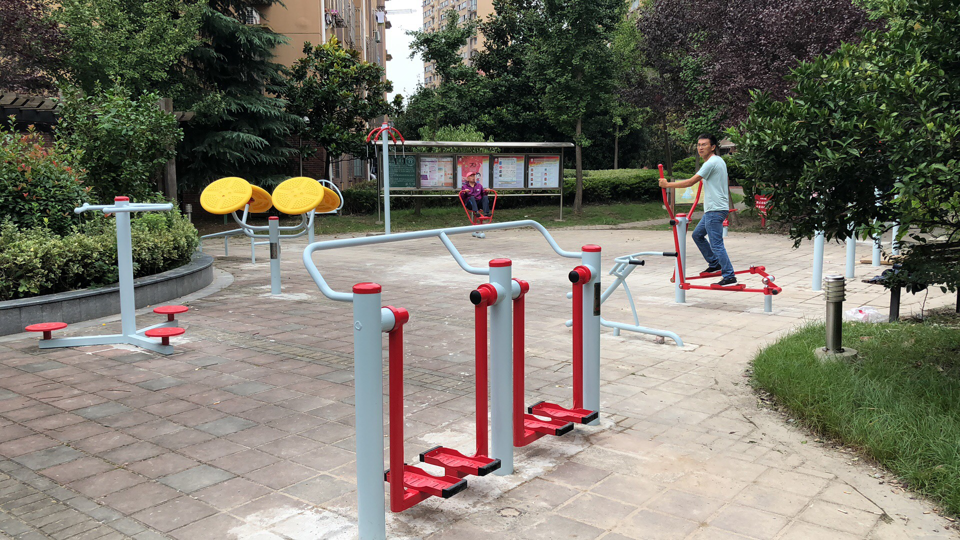 振東一居健身點