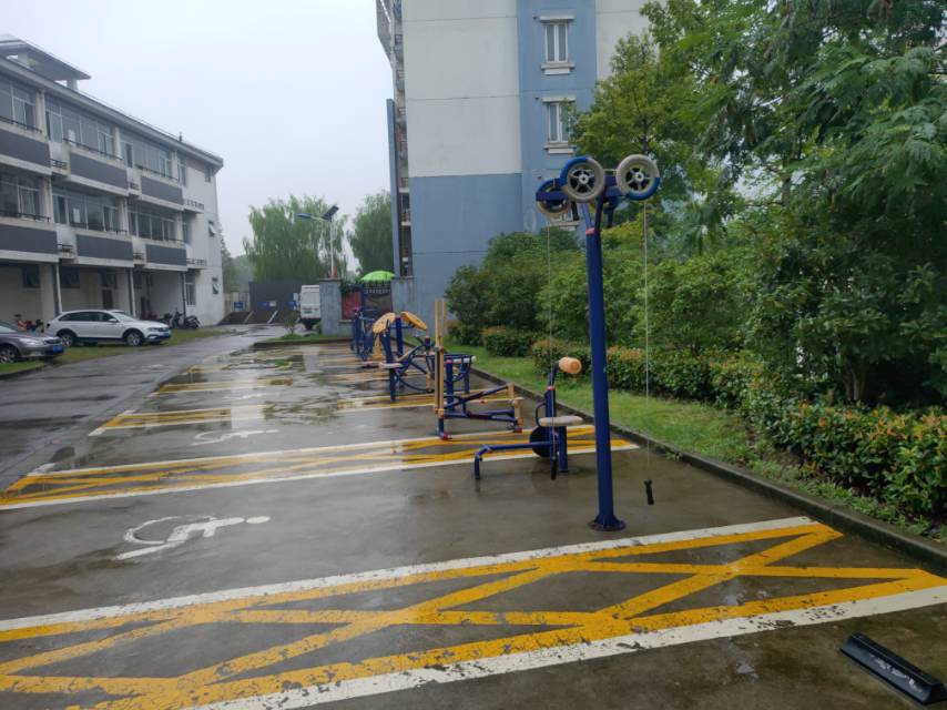 練民新村健身點